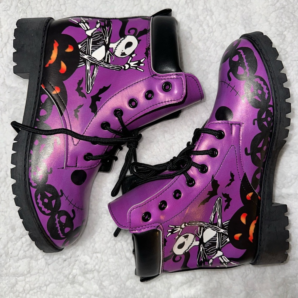 Nightmare before Christmas Boots Women's Size US 9.5 / EU 40 NEW